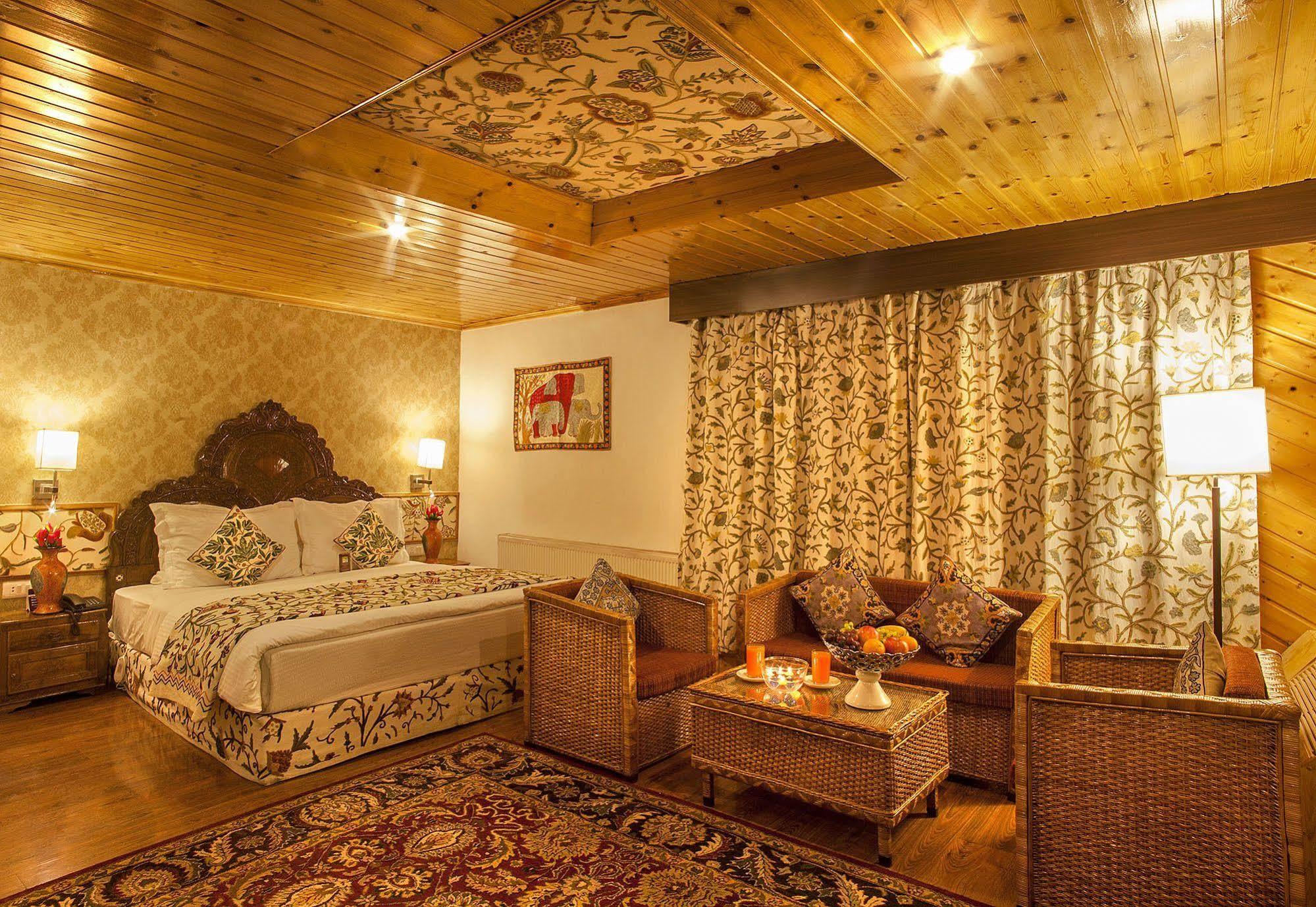Heevan Retreat Gulmarg Eksteriør bilde